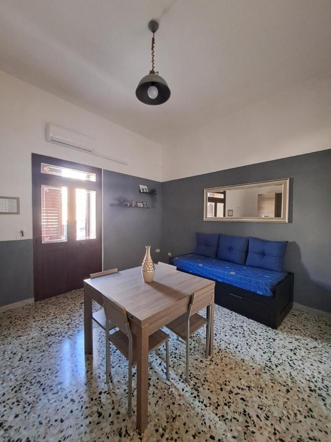 הוילה לצ'ה La Casa Del Borgo מראה חיצוני תמונה